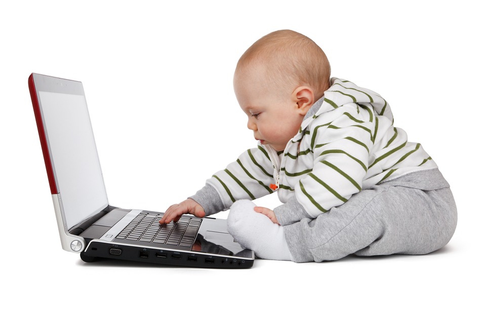 Image: baby on computer| Public Domain Pictures | Source: Pixabay