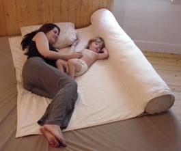Image: Humanity Family Bed - co-sleeping pad and maternity body pillow